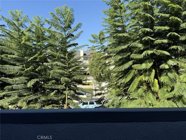 7640 Oso Avenue 316, Winnetka, CA 91306