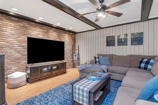 2535 LAKE ELLEN DRIVE, Tampa, FL 33618