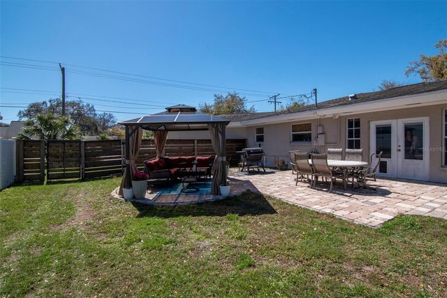 2535 LAKE ELLEN DRIVE, Tampa, FL 33618