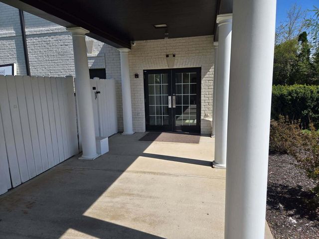 1085 E Johnstown Road, Columbus, OH 43230