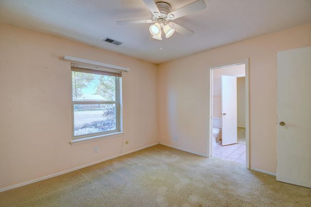 1855 MURRAY Loop, Bosque Farms, NM 87068