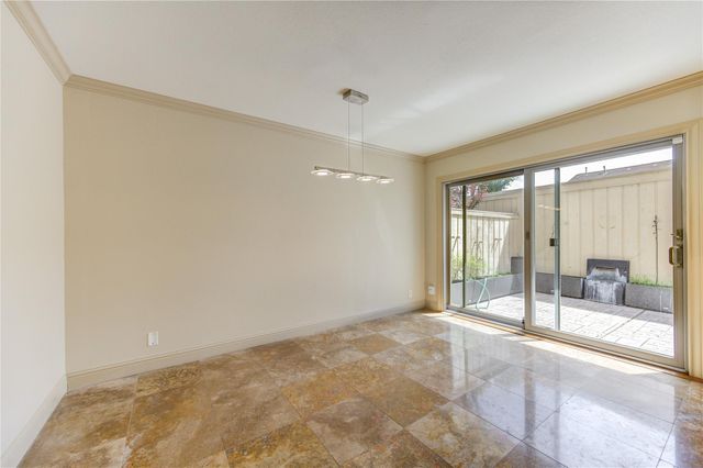 6337 Briar Rose Drive 145, Houston, TX 77057