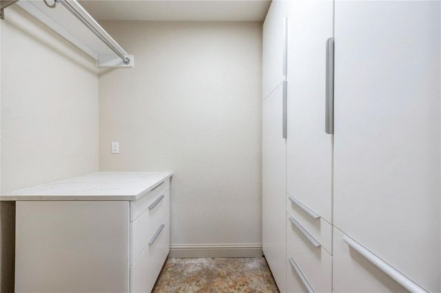 6337 Briar Rose Drive 145, Houston, TX 77057