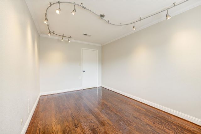 6337 Briar Rose Drive 145, Houston, TX 77057