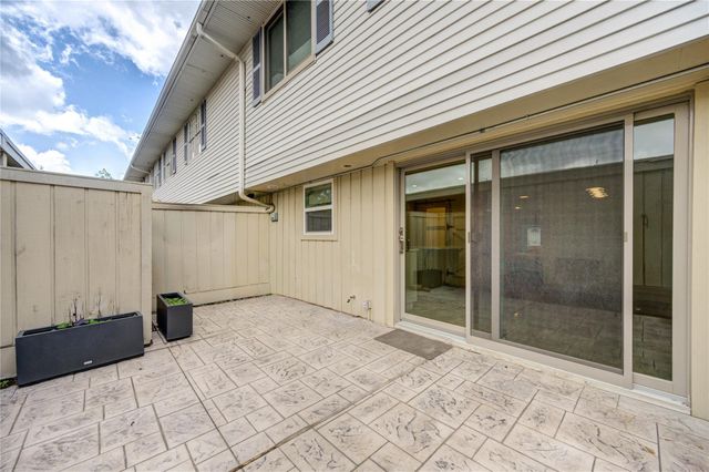 6337 Briar Rose Drive 145, Houston, TX 77057
