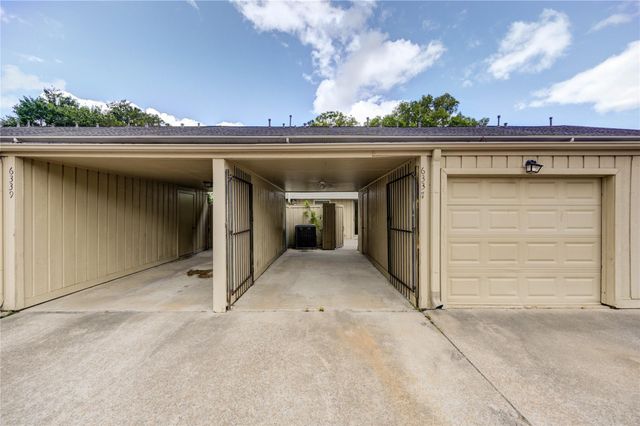 6337 Briar Rose Drive 145, Houston, TX 77057
