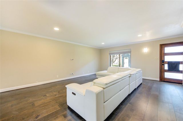6337 Briar Rose Drive 145, Houston, TX 77057