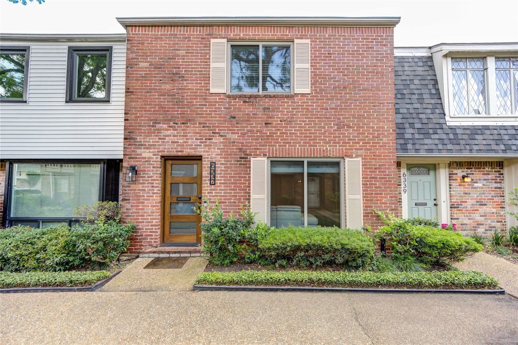 6337 Briar Rose Drive 145, Houston, TX 77057
