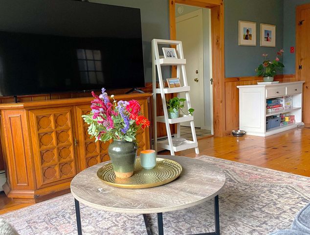 71 Woods Road, Dummerston, VT 05346