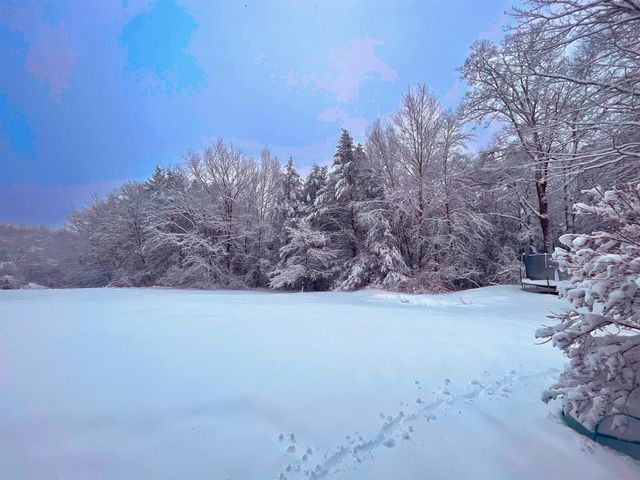 71 Woods Road, Dummerston, VT 05346