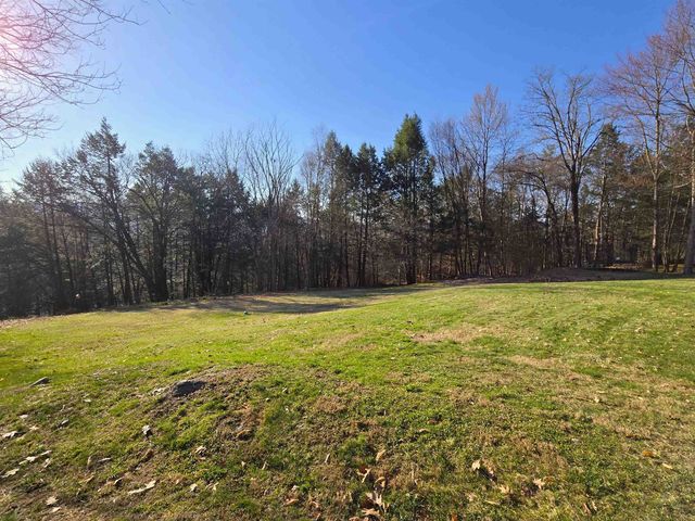 71 Woods Road, Dummerston, VT 05346