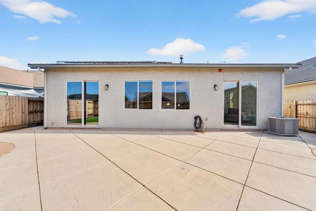 1650 Clover Court, Hollister, CA 95023