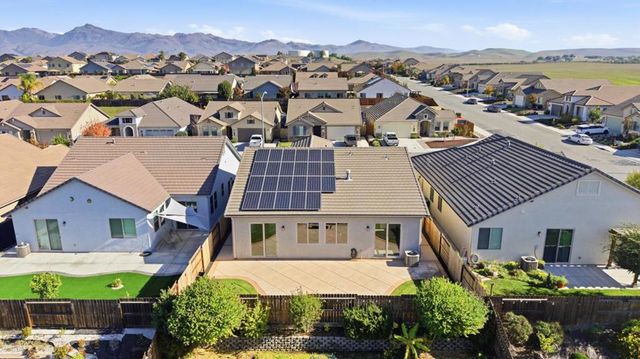 1650 Clover Court, Hollister, CA 95023