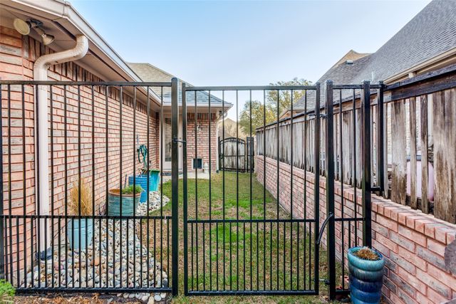 4408 Brampton Court, Fort Worth, TX 76116