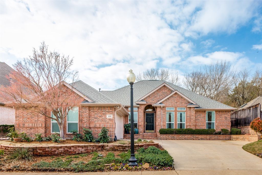 4408 Brampton Court, Fort Worth, TX 76116