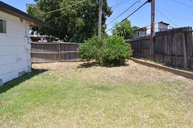 6741 50th St, Sacramento, CA 95823