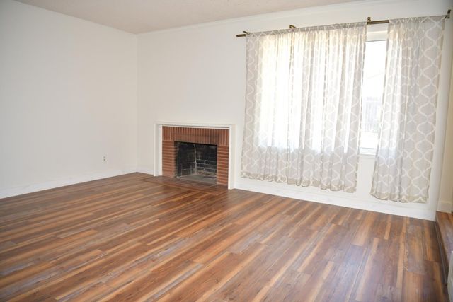 6741 50th St, Sacramento, CA 95823