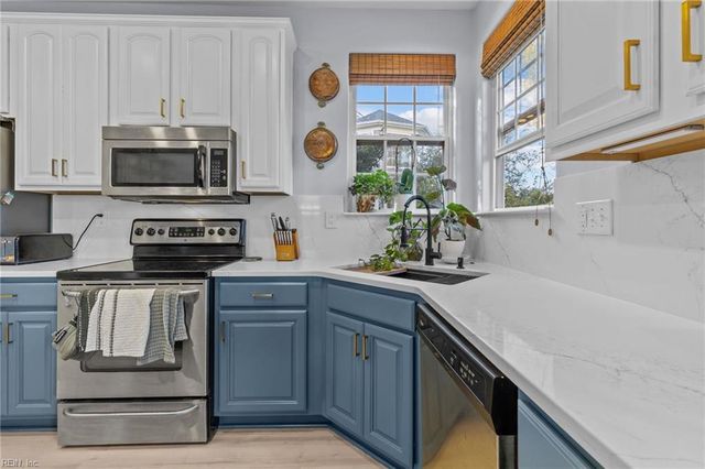 5528 Samuelson CT, Virginia Beach, VA 23464