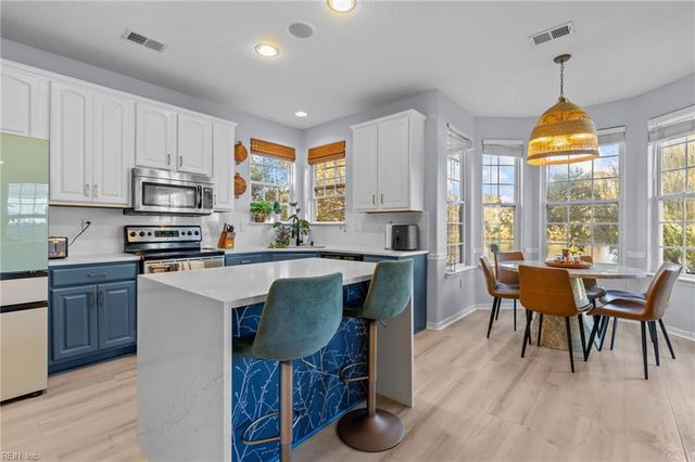 5528 Samuelson CT, Virginia Beach, VA 23464