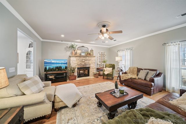 222 Brewster Road, Mcalester, OK 74501