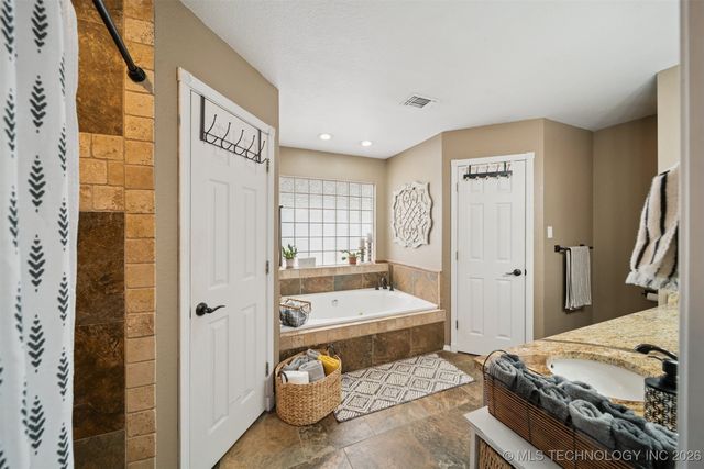 222 Brewster Road, Mcalester, OK 74501