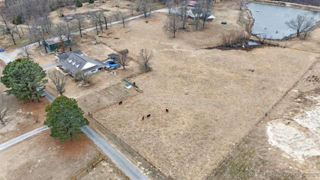 222 Brewster Road, Mcalester, OK 74501