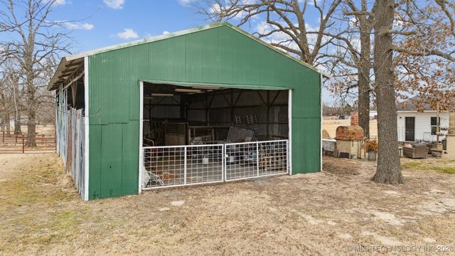 222 Brewster Road, Mcalester, OK 74501