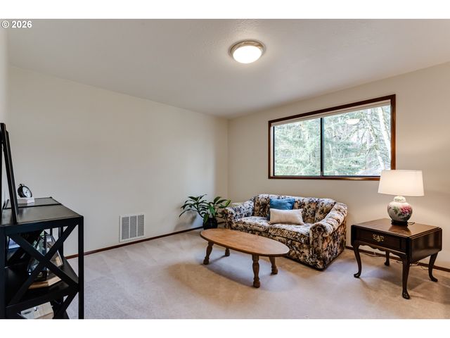 3320 VIDERA Dr, Eugene, OR 97405