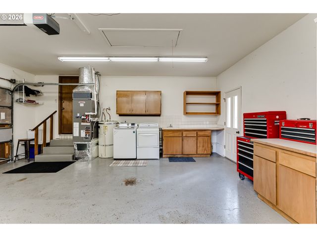 3320 VIDERA Dr, Eugene, OR 97405