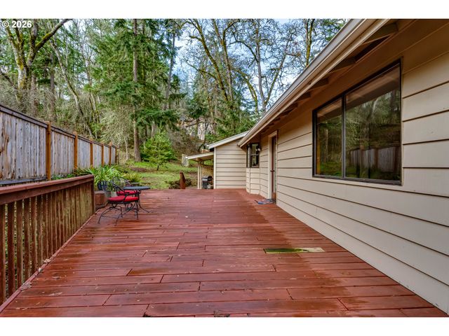 3320 VIDERA Dr, Eugene, OR 97405