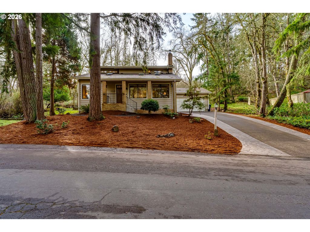 3320 VIDERA Dr, Eugene, OR 97405