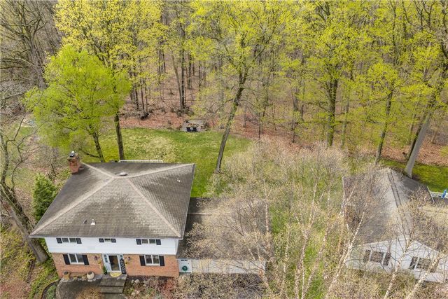49 Wincanton Drive, Perinton, NY 14450