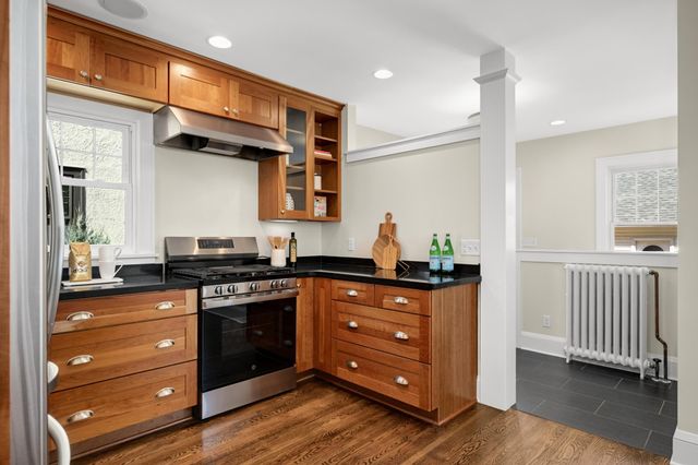 1245 Stanford Avenue, Saint Paul, MN 55105