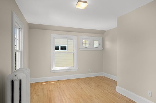 1245 Stanford Avenue, Saint Paul, MN 55105