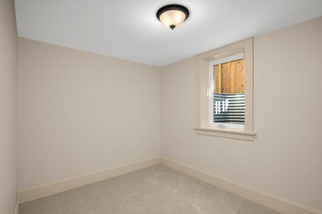 1245 Stanford Avenue, Saint Paul, MN 55105