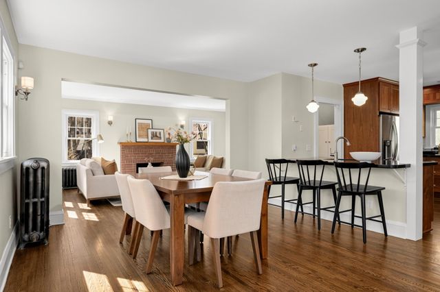 1245 Stanford Avenue, Saint Paul, MN 55105