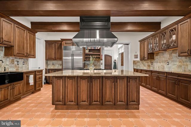 13025 YATES FORD RD, Clifton, VA 20124