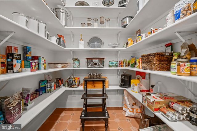 13025 YATES FORD RD, Clifton, VA 20124