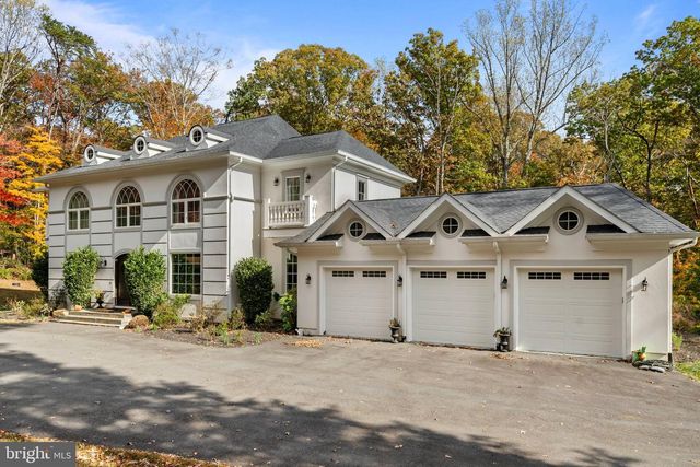 13025 YATES FORD RD, Clifton, VA 20124