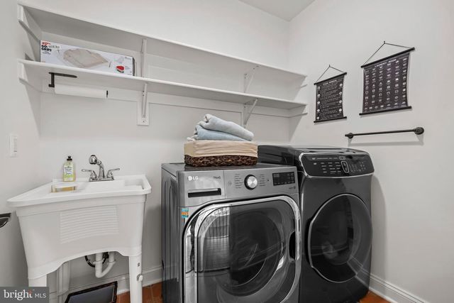 13025 YATES FORD RD, Clifton, VA 20124