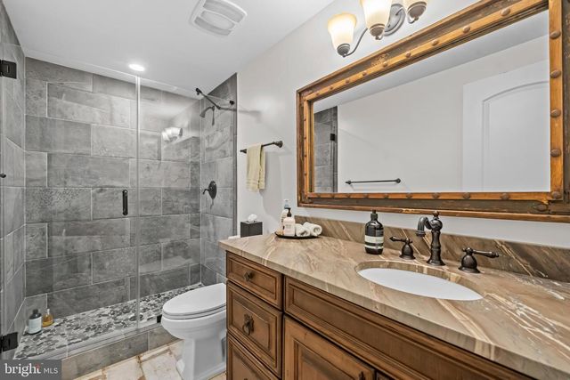 13025 YATES FORD RD, Clifton, VA 20124