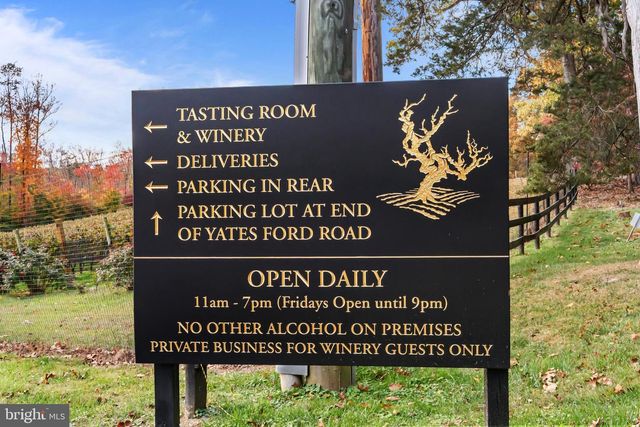 13025 YATES FORD RD, Clifton, VA 20124