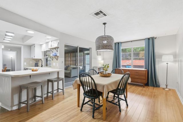 1143 LANCER LANE, Tarpon Springs, FL 34689