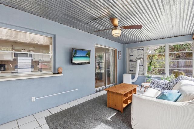 1143 LANCER LANE, Tarpon Springs, FL 34689