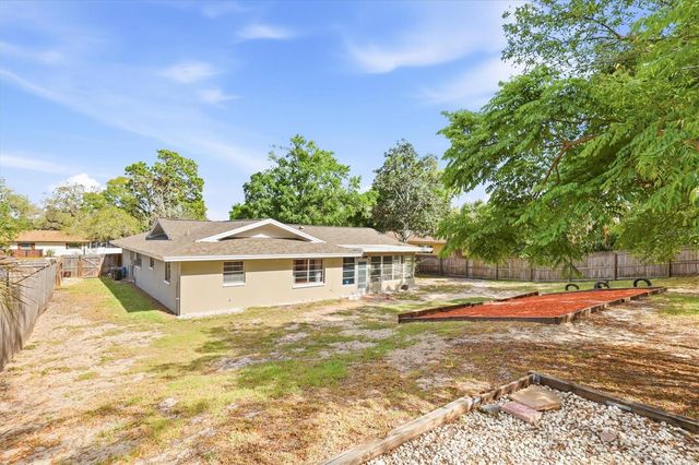 1143 LANCER LANE, Tarpon Springs, FL 34689