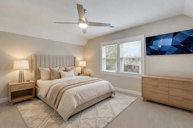 6040 Shoreland AVENUE, Whitefish Bay, WI 53217