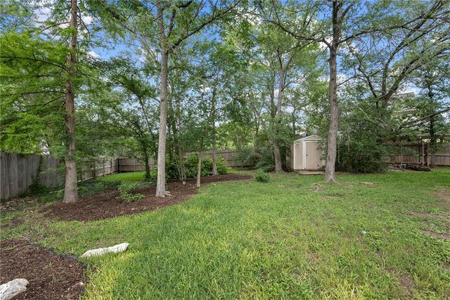4420 Edinburgh Place, College Station, TX 77845