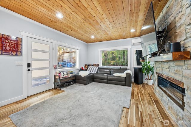 1114 Garrison Avenue, Port Orchard, WA 98366