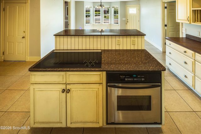 290 E King Avenue, Kingsland, GA 31548