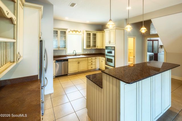 290 E King Avenue, Kingsland, GA 31548